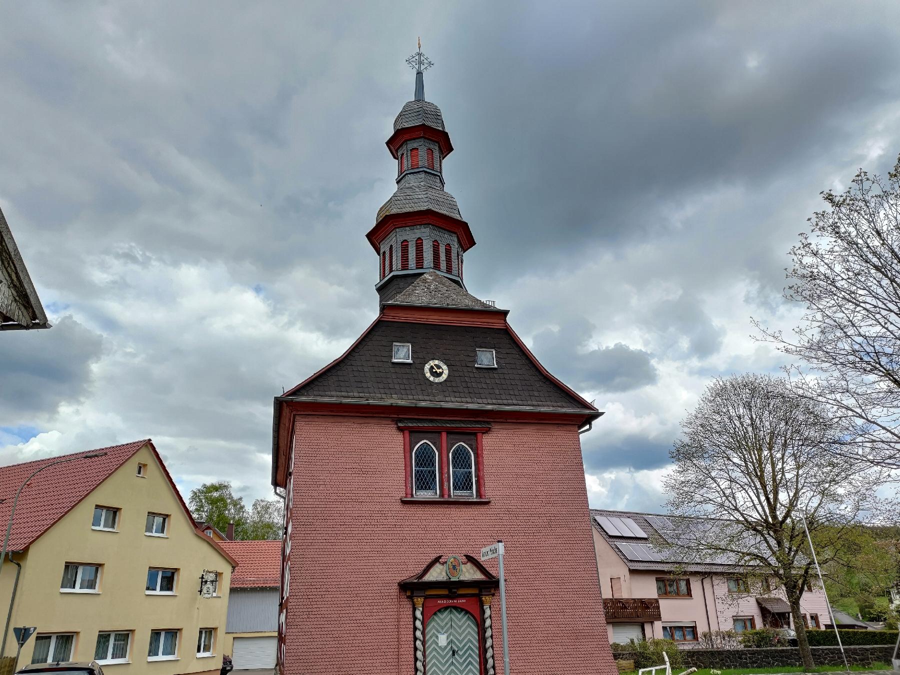 Kulturdenkmal Evangelische Kirche Dirlammen in Lauterbach-Dirlammen