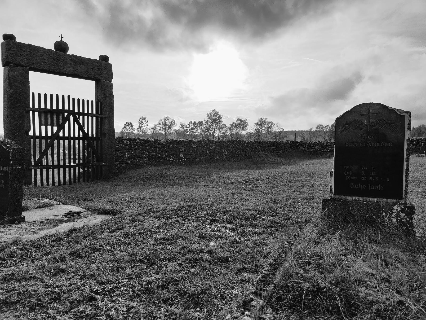 Kulturdenkmal Historischer Friedhof Nösberts in Grebenhain-Nösberts-Weidmoos