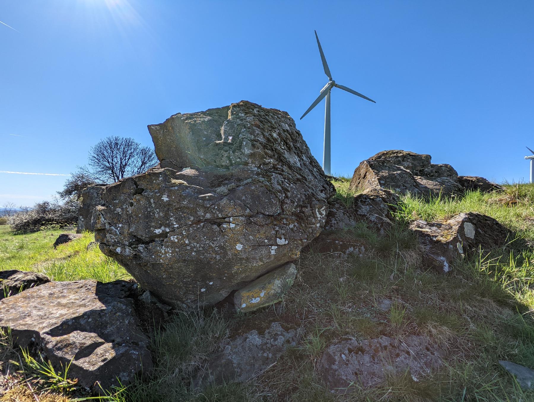 Felsen Wildfrauenhaus (Betzenrod) in Schotten-Betzenrod