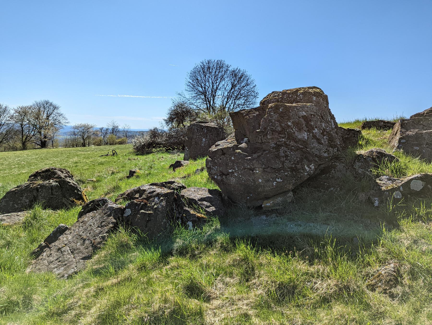 Felsen Wildfrauenhaus (Betzenrod) in Schotten-Betzenrod